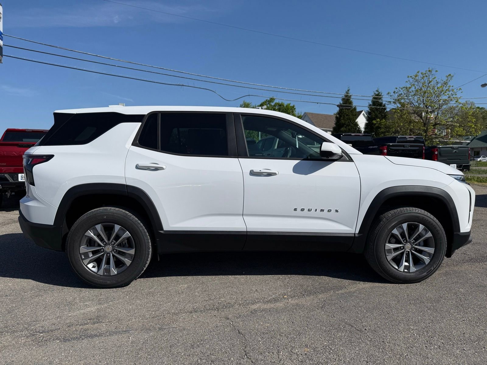 New 2026 Chevrolet Equinox LT FWD image 7