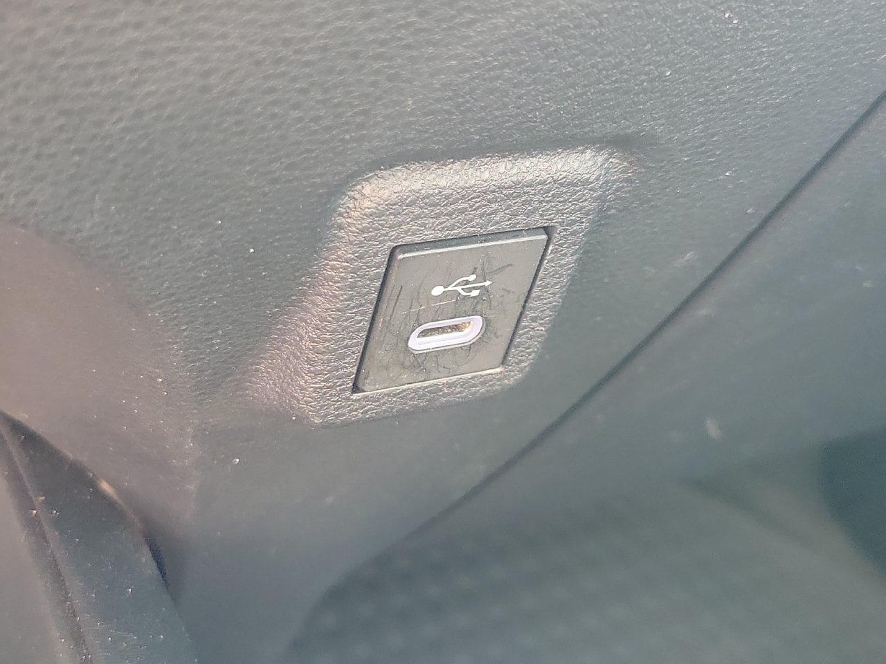 Used 2024 Toyota Corolla LE FWD image 28