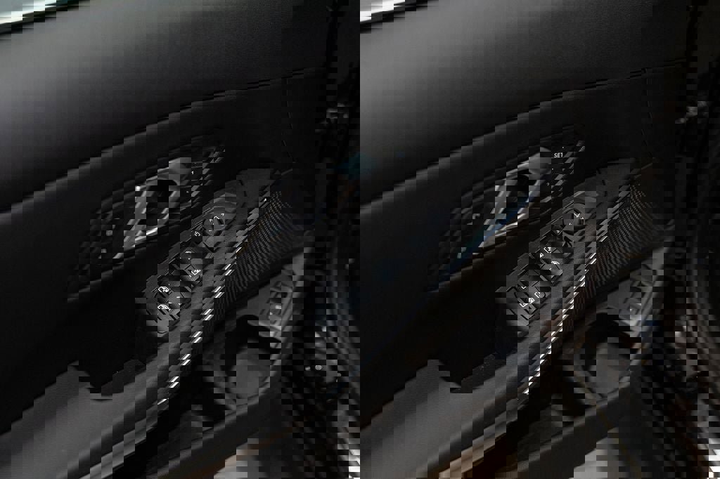 New 2026 BMW 330i xDrive Sedan w/ Convenience Package image 13