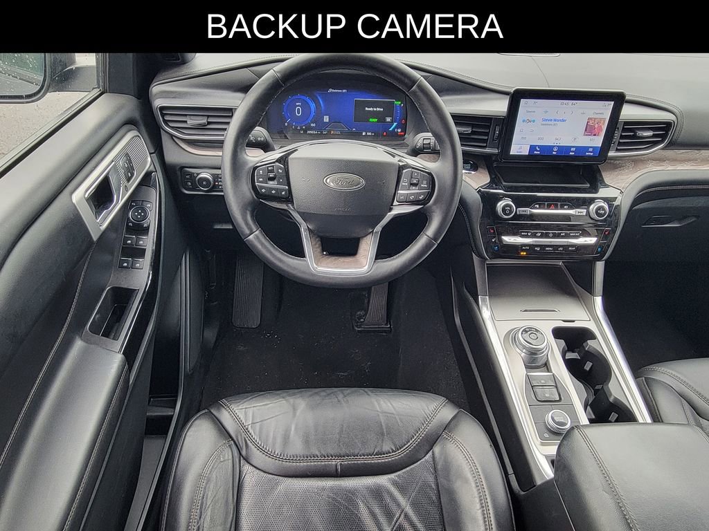 Used 2023 Ford Explorer Platinum w/ Class IV Trailer Tow Package AWD/4WD image 9