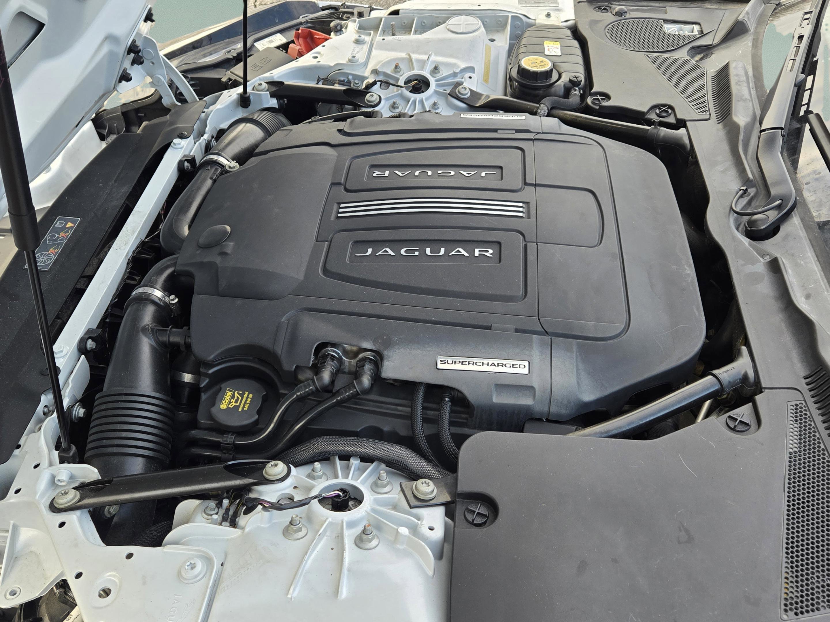 Used 2016 Jaguar F-TYPE S image 12