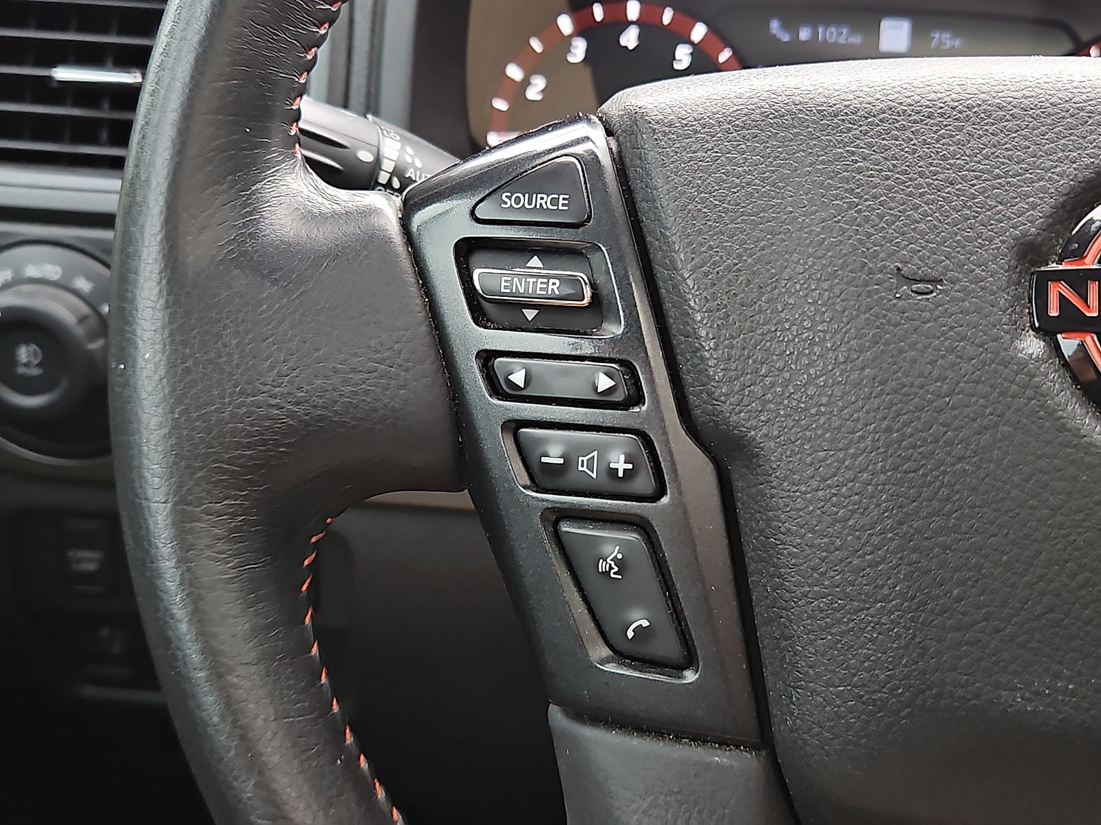 Certified 2024 Nissan Titan PRO-4X w/ Pro-4x Convenience Package AWD/4WD image 21