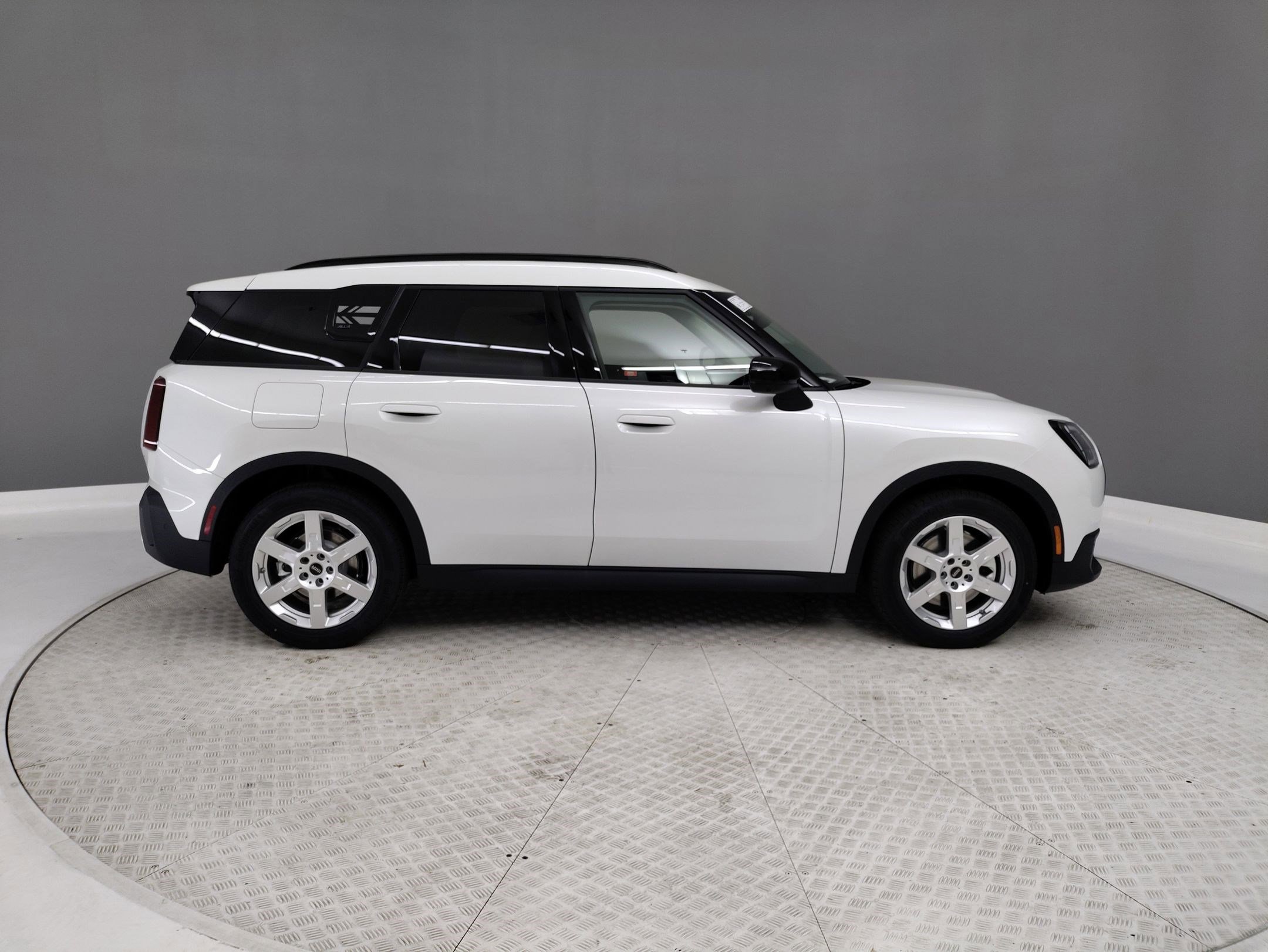 Used 2025 MINI Cooper Countryman S w/ Comfort Package Max AWD/4WD image 5