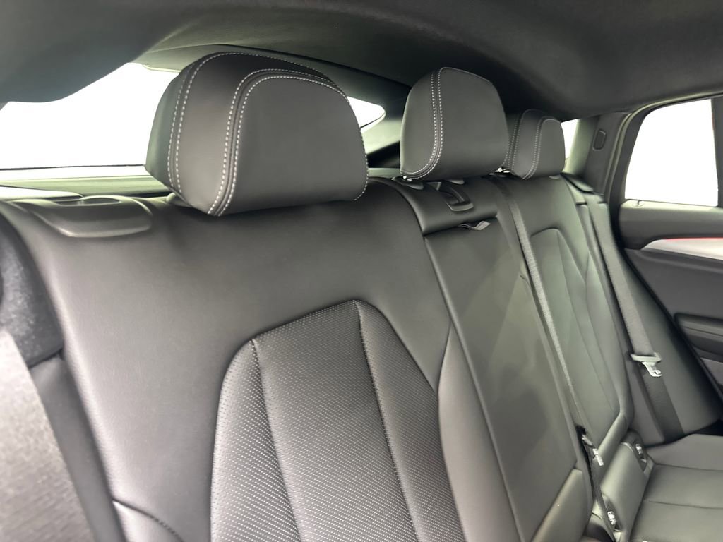 Used 2022 BMW X4 xDrive30i w/ Premium Package image 41