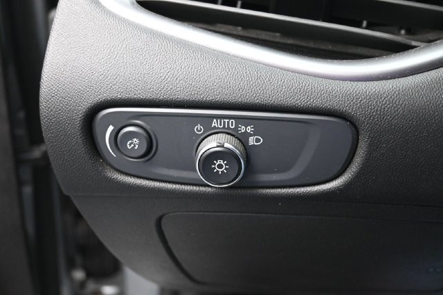 Used 2025 Chevrolet Malibu LT FWD image 29