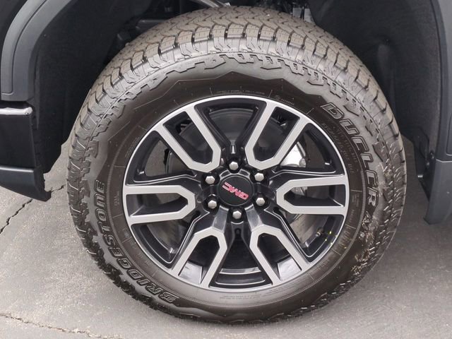New 2026 GMC Sierra 1500 AT4 w/ AT4 Premium Package AWD/4WD image 34