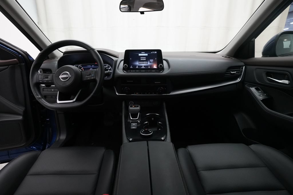 Certified 2023 Nissan Rogue SV w/ SV Premium B Package AWD/4WD image 5