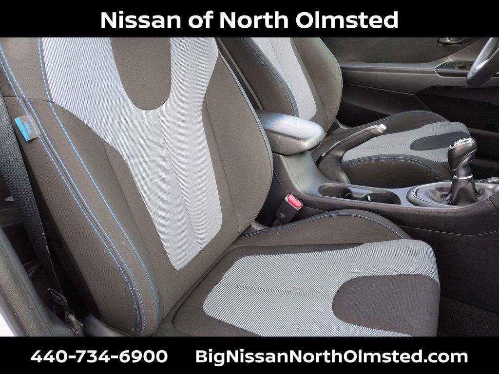 Used 2020 Hyundai Veloster 2.0 image 19