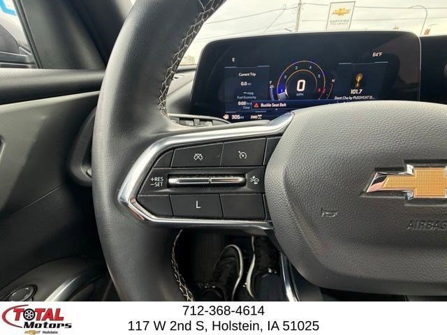 Used 2025 Chevrolet Traverse LT AWD/4WD image 23
