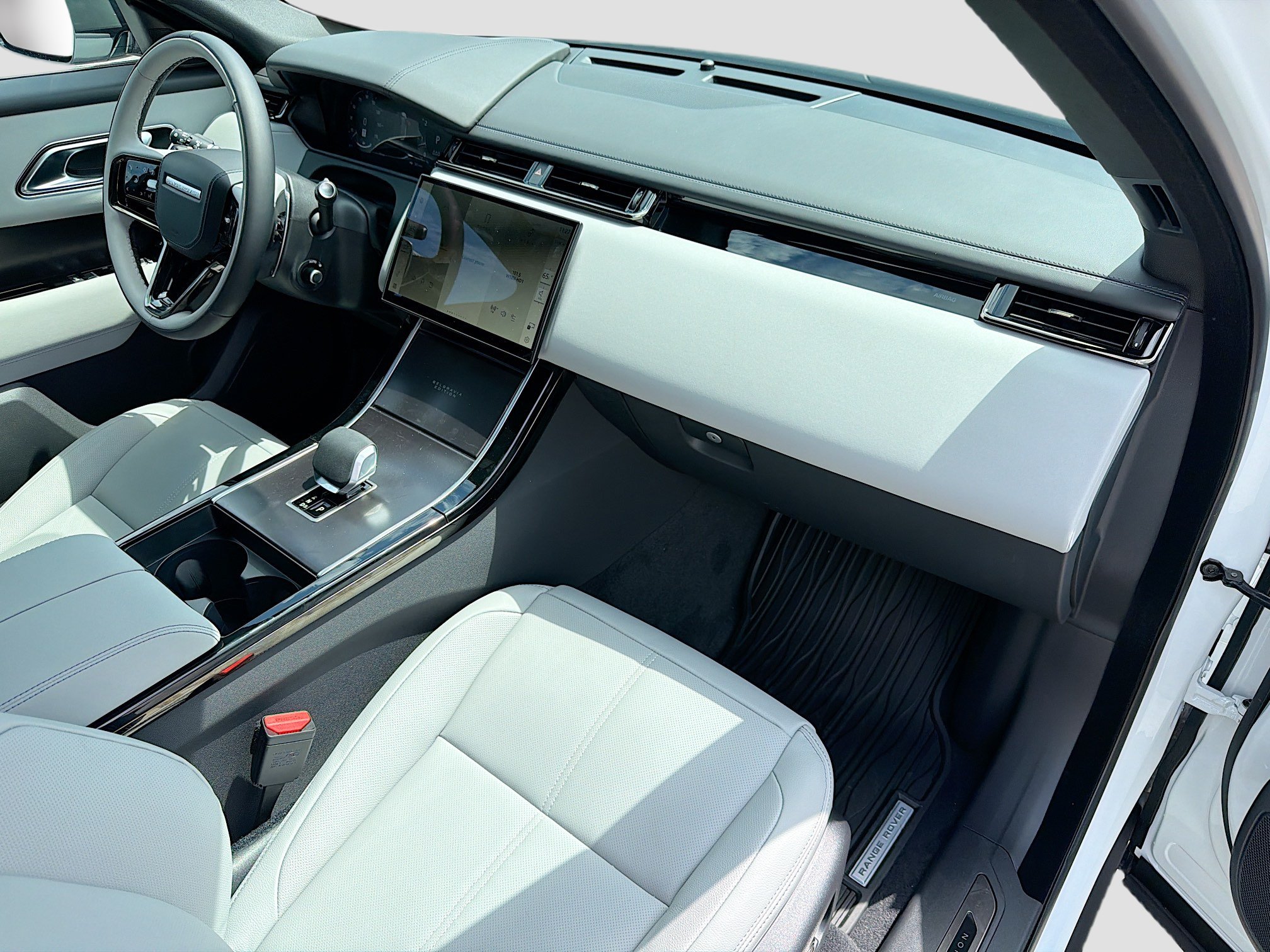 New 2026 Land Rover Range Rover Velar Belgravia AWD/4WD image 13