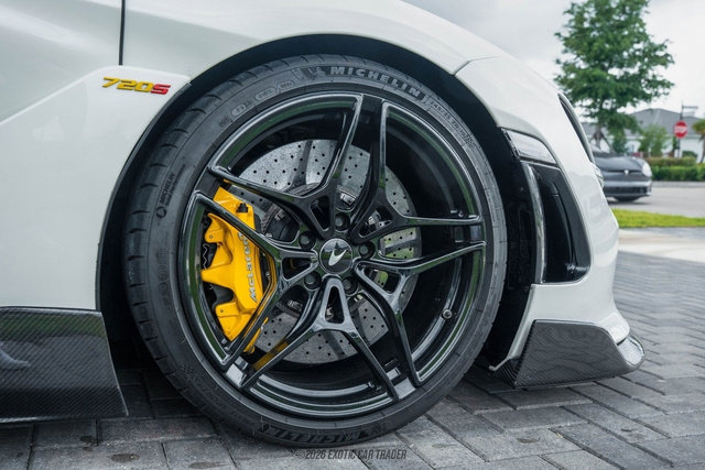 Used 2020 McLaren 720S Performance RWD image 70