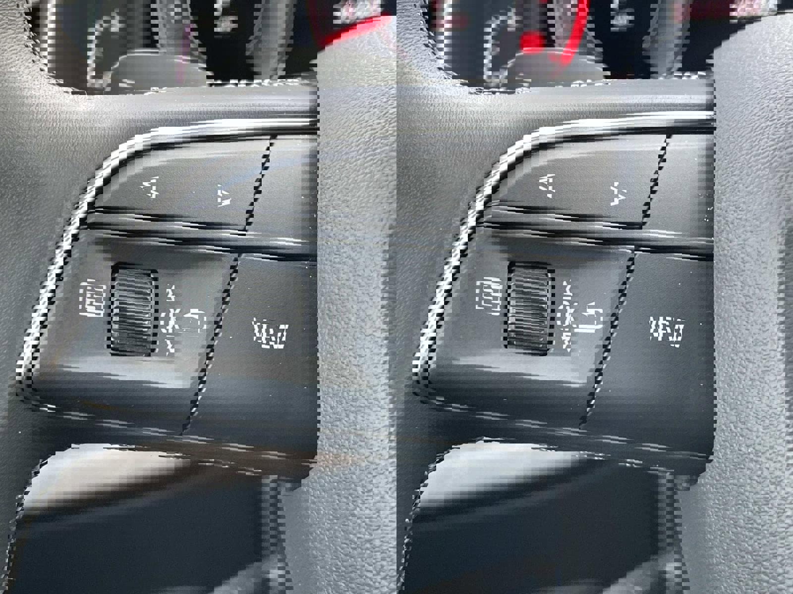 Used 2025 Audi Q8 Premium Plus image 24