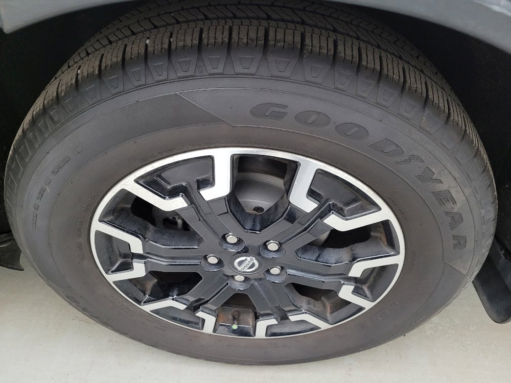 Used 2020 Nissan Pathfinder SL FWD image 31