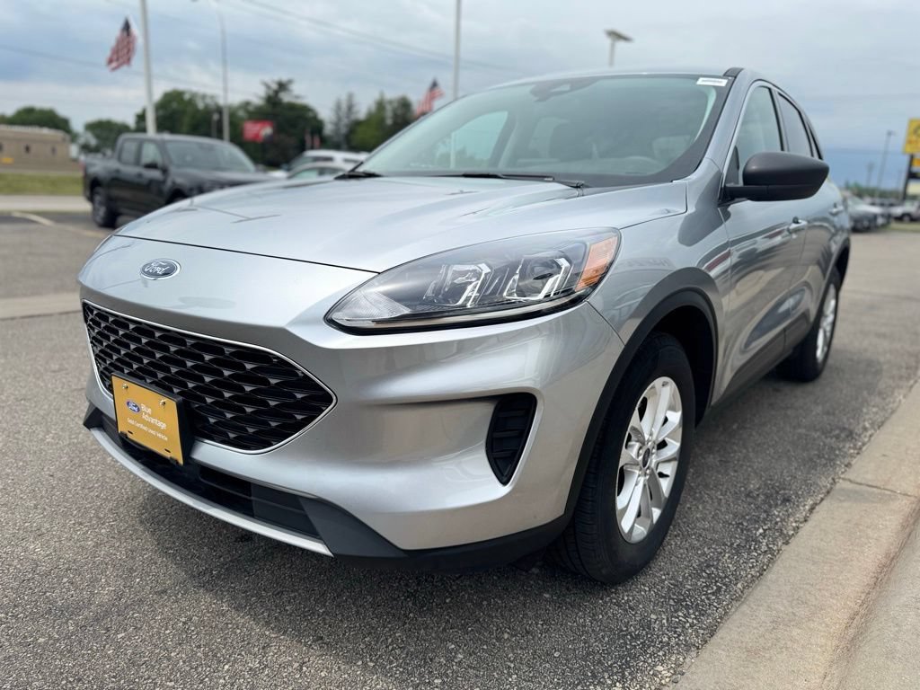 Certified 2022 Ford Escape SE AWD/4WD image 36