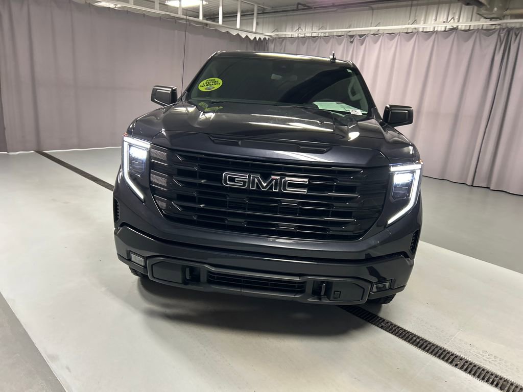 Used 2024 GMC Sierra 1500 Elevation w/ X31 Off-Road Package AWD/4WD image 2