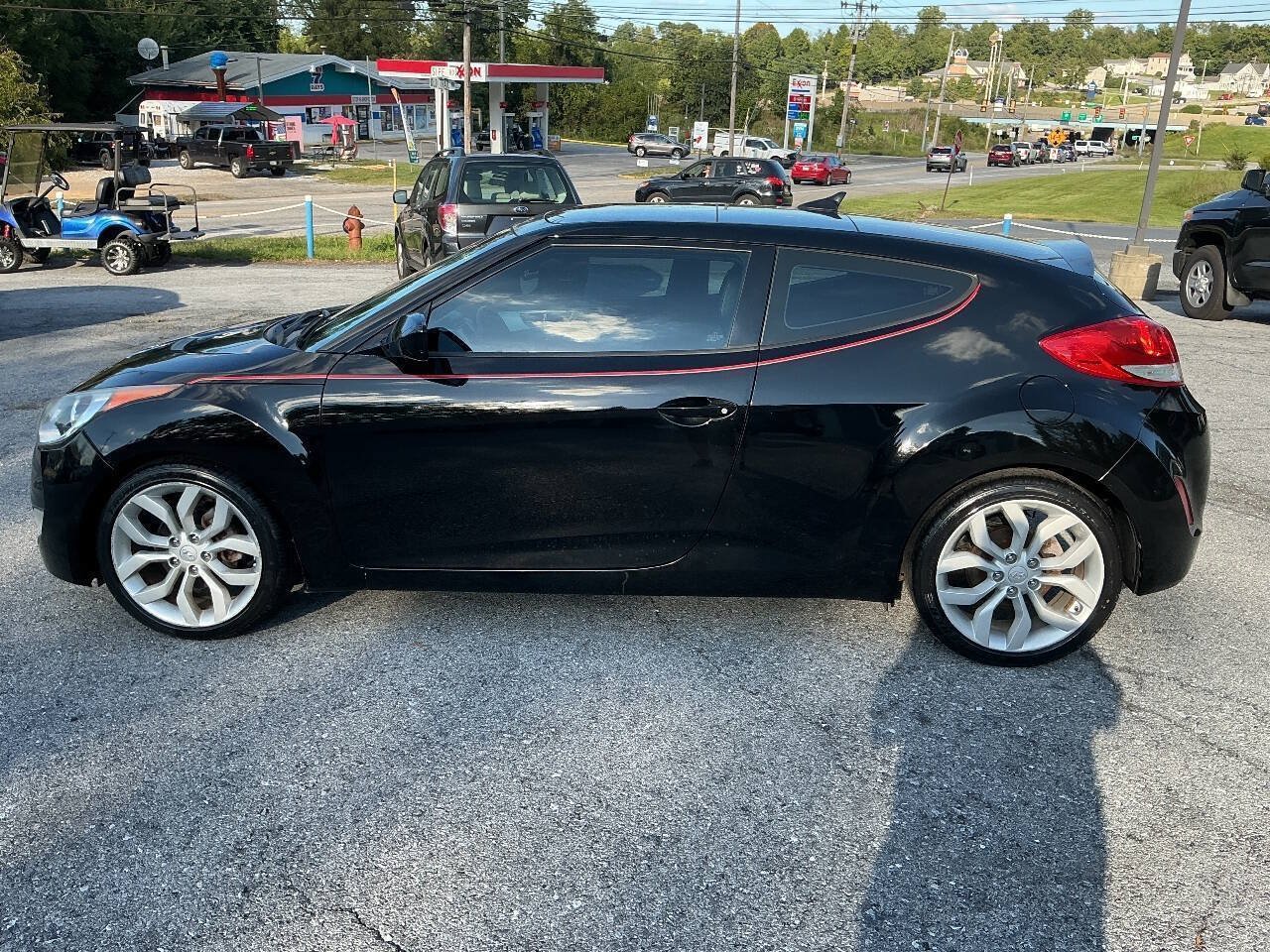 Used 2012 Hyundai Veloster w/ Style Pkg FWD image 12