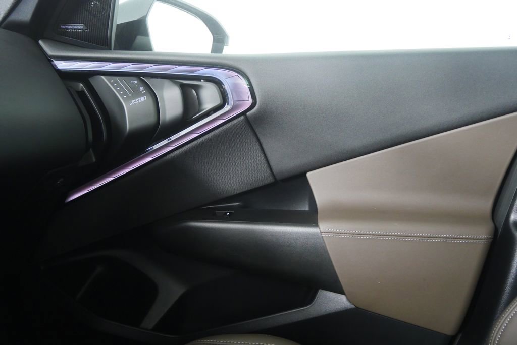 Certified 2025 BMW X3 xDrive30i image 24