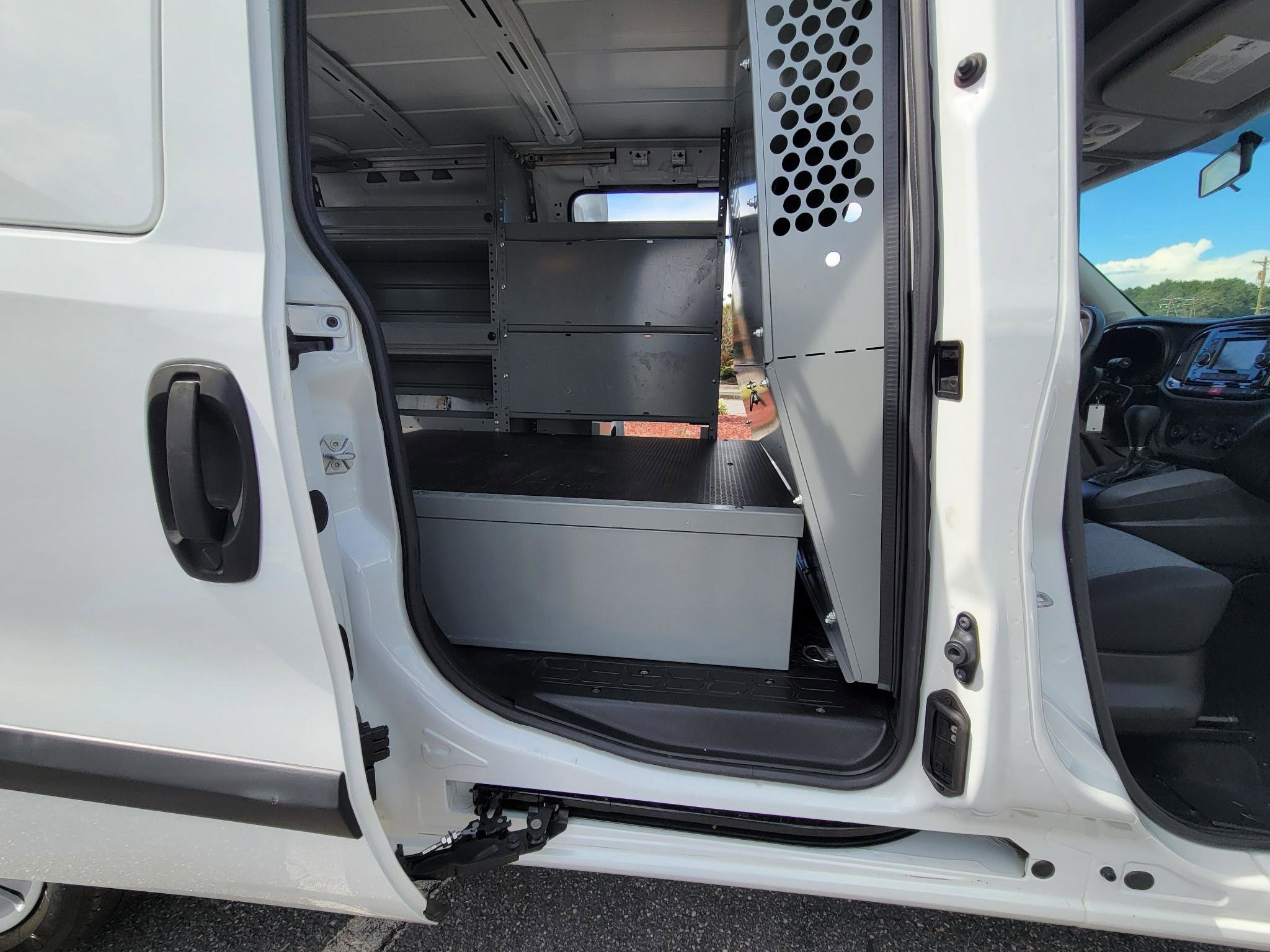 Used 2019 RAM ProMaster City Tradesman SLT FWD image 37