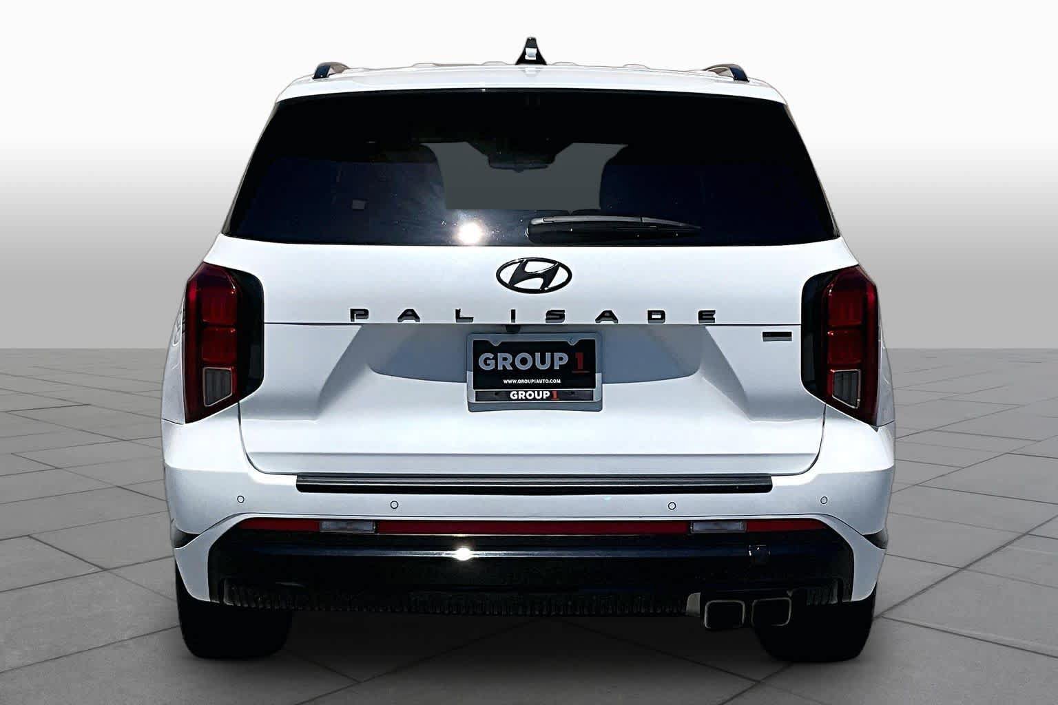 Used 2024 Hyundai Palisade Calligraphy AWD/4WD image 5