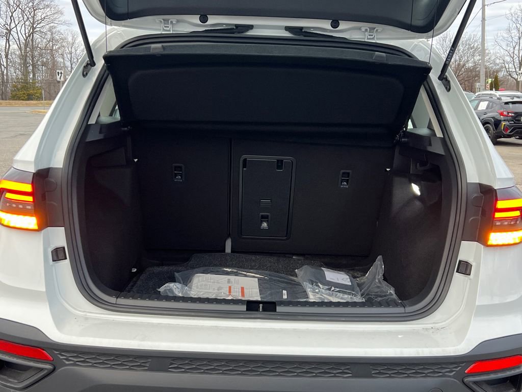 New 2026 Volkswagen Taos S image 13