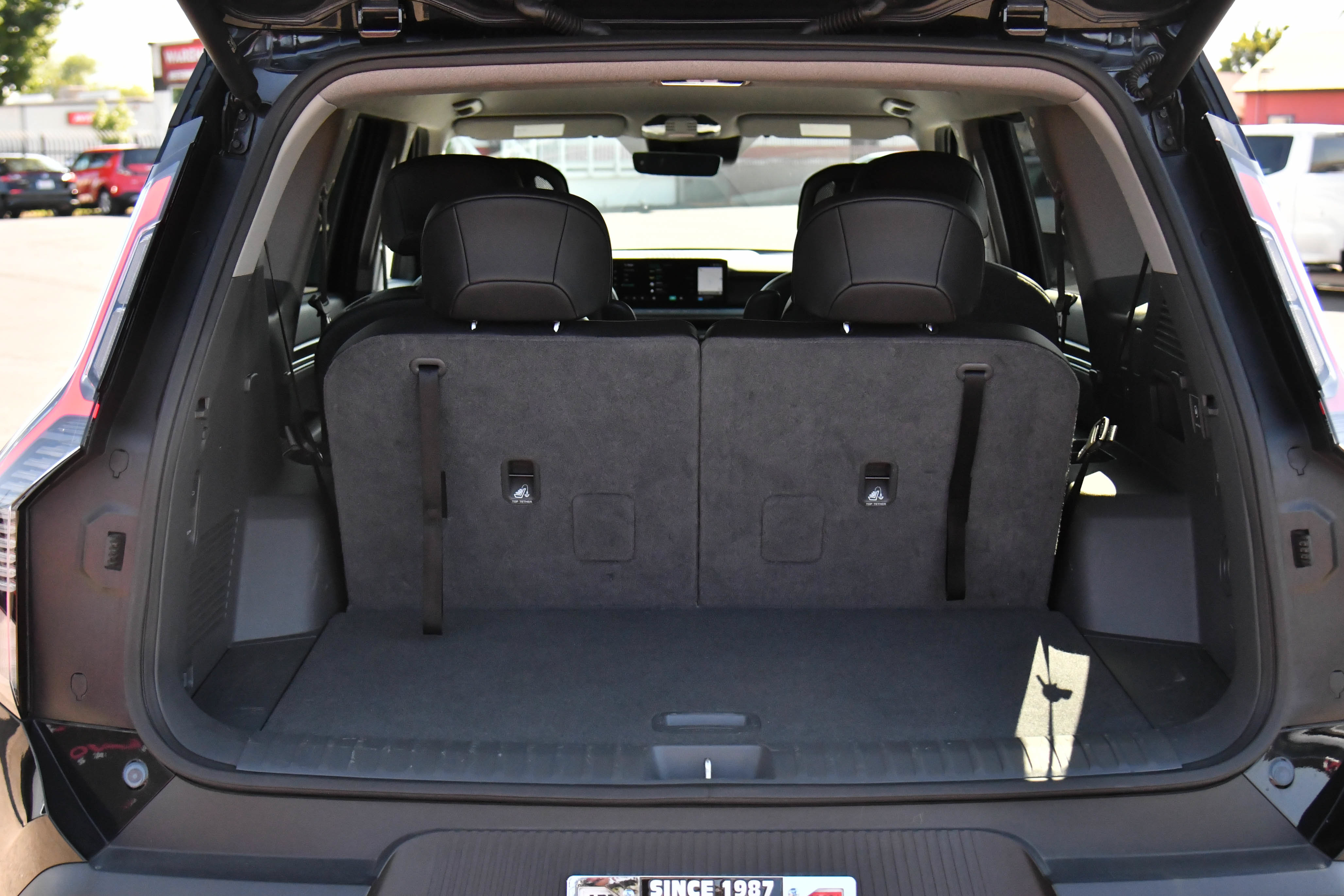 Used 2024 Kia EV9 Light Long Range RWD image 48