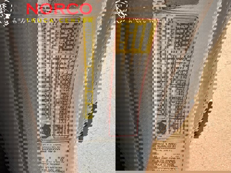 Used 2015 Ford Transit Connect XL image 23