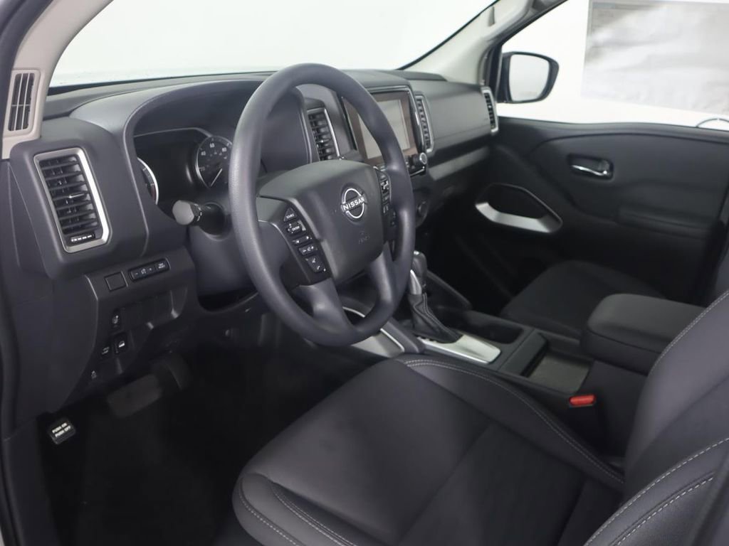 Certified 2024 Nissan Frontier SV w/ Technology Package image 15