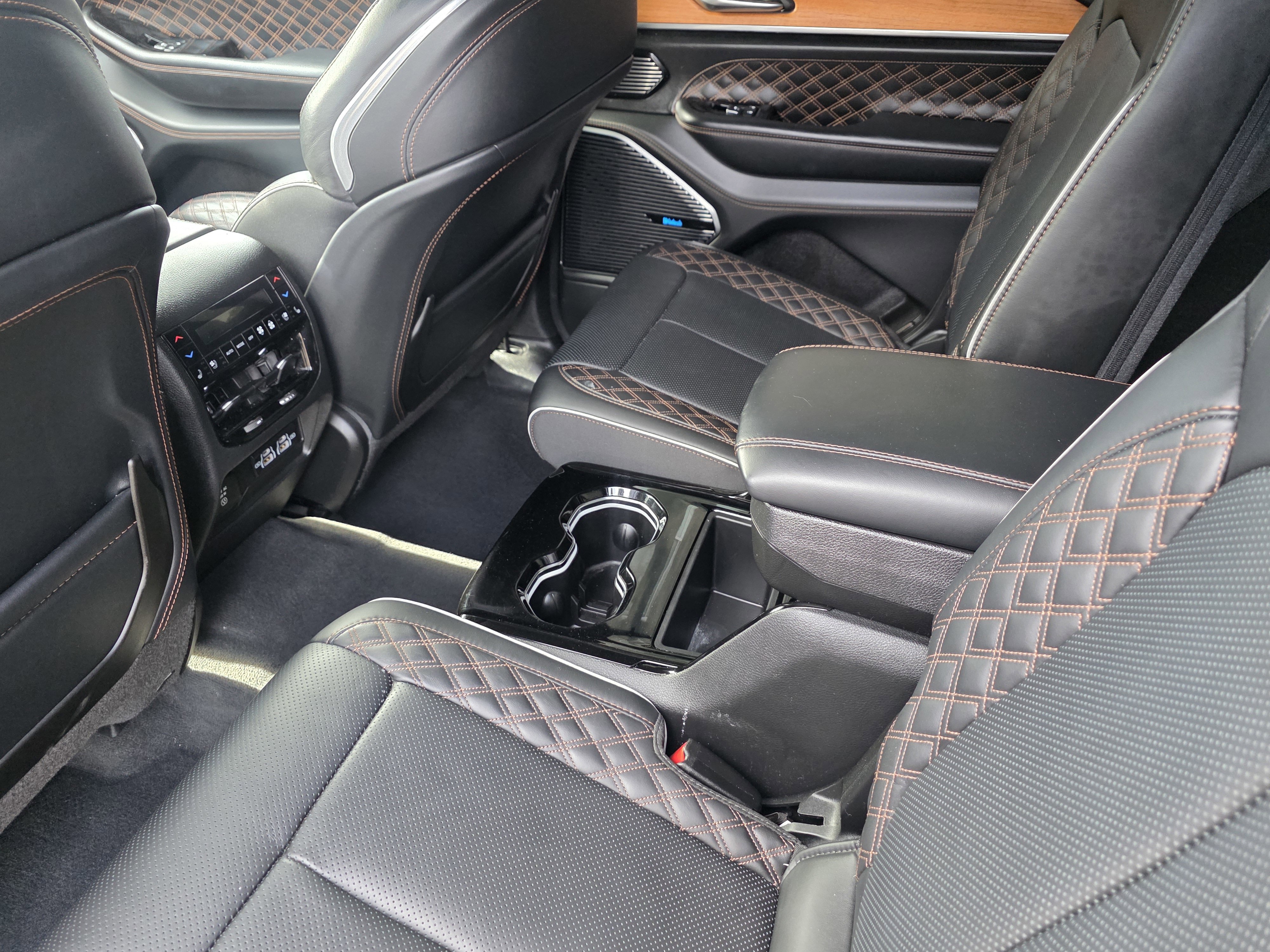 Certified 2023 Jeep Grand Cherokee L Summit image 20