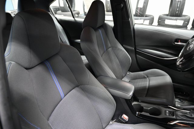 Used 2022 Toyota Corolla SE image 9