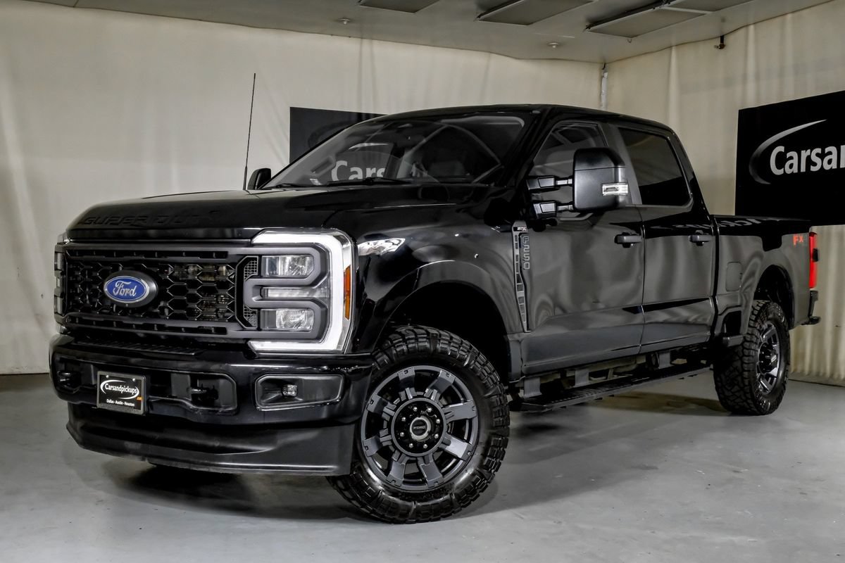 Used 2024 Ford F250 XL w/ STX Appearance Package AWD/4WD image 4