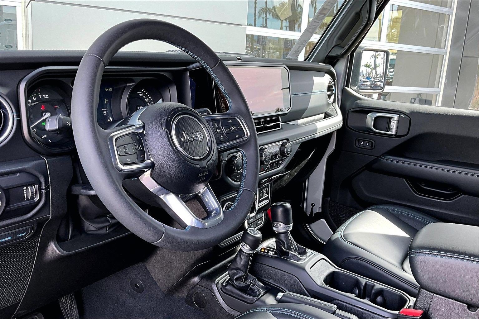 Used 2024 Jeep Wrangler High Altitude image 14