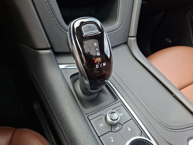 Certified 2024 Cadillac XT5 Sportv AWD/4WD image 18
