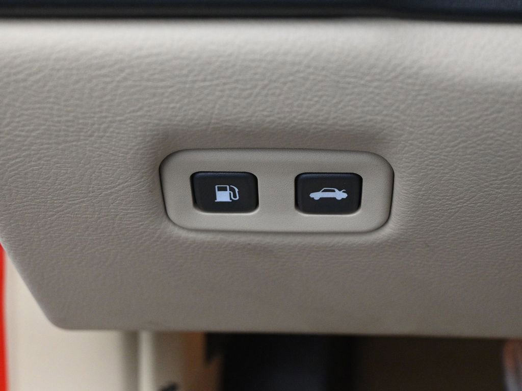 Used 2007 Chevrolet Corvette Convertible w/ Preferred Equipment Group image 12