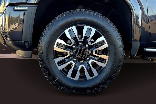 New 2026 GMC Sierra 2500 Denali Ultimate w/ Max Trailering Package image 11