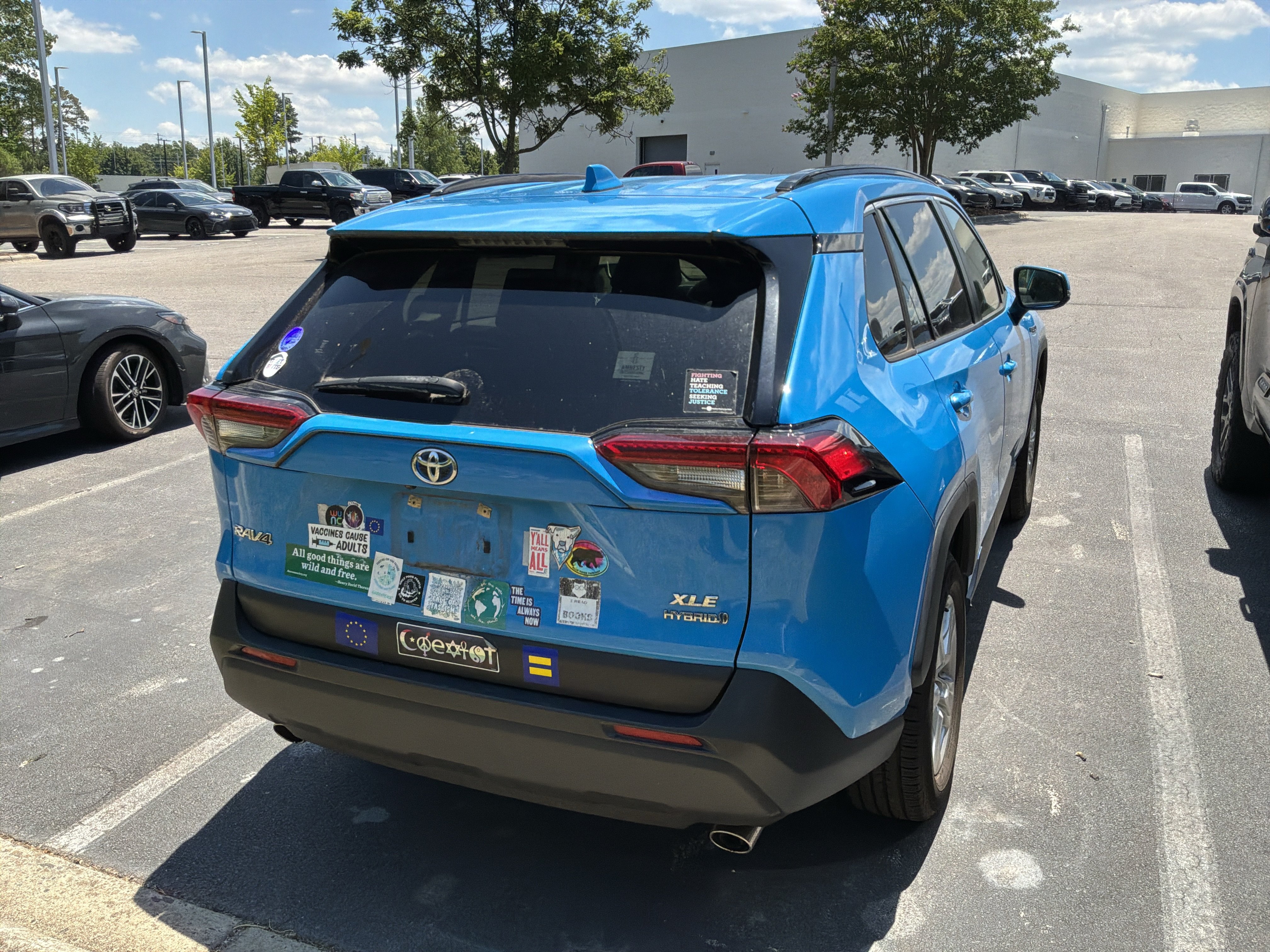 Used 2020 Toyota RAV4 XLE w/ Convenience Package AWD/4WD image 42