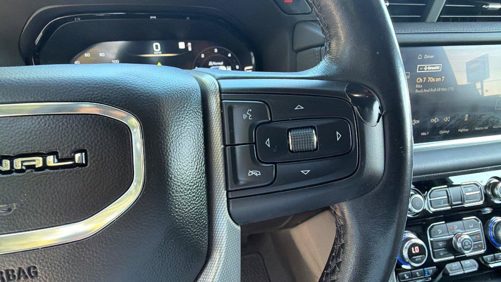 Used 2022 GMC Yukon Denali AWD/4WD image 29