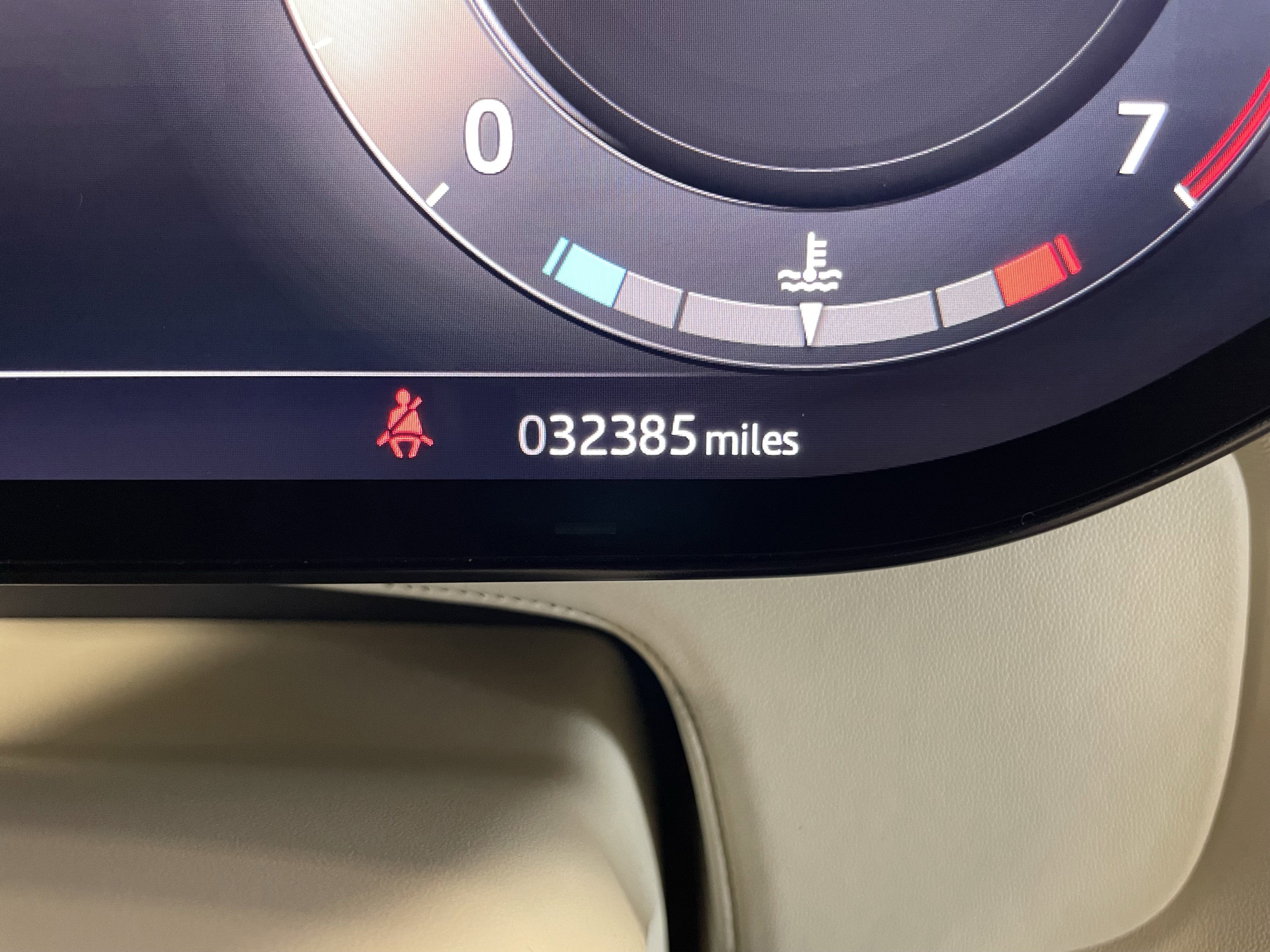 Certified 2023 Land Rover Range Rover SE image 25