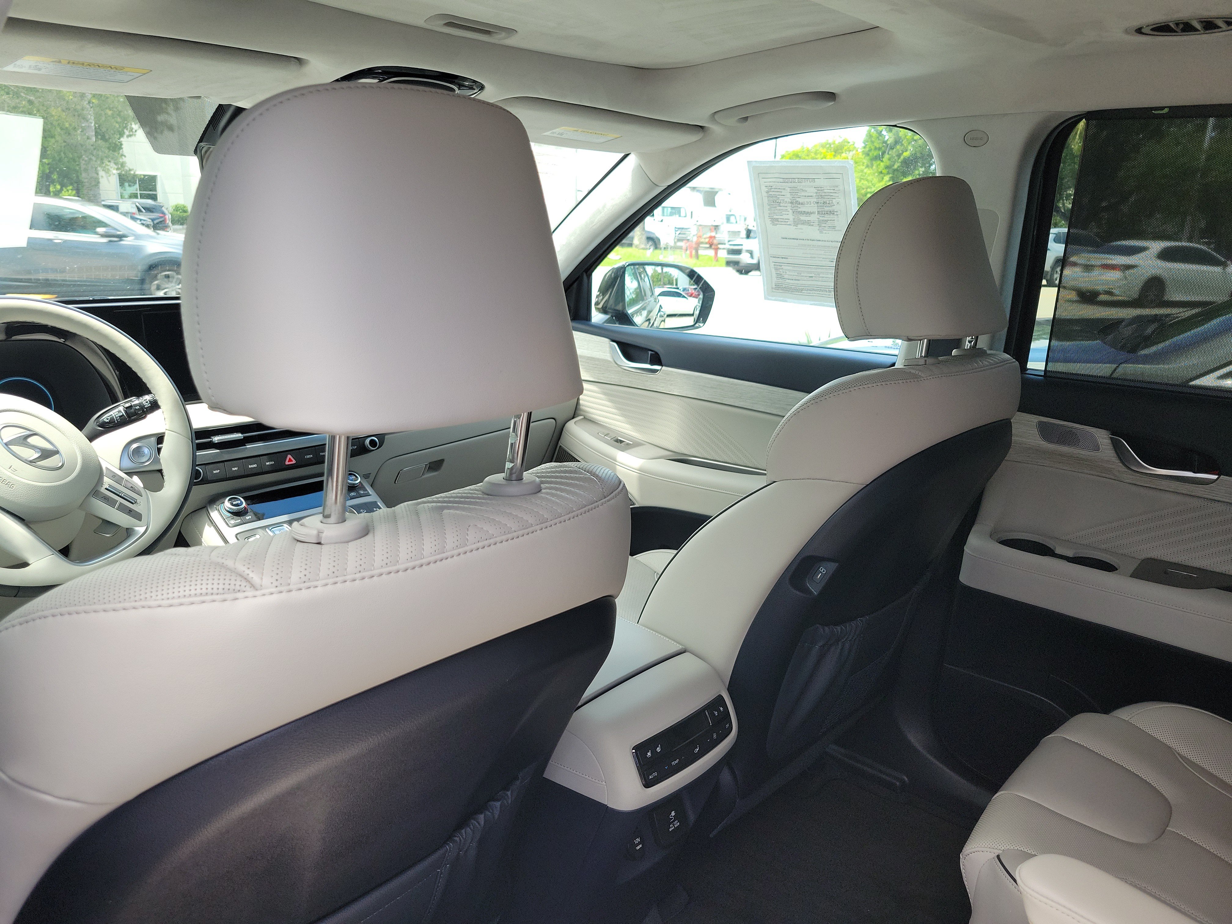 Used 2025 Hyundai Palisade Calligraphy AWD/4WD image 12