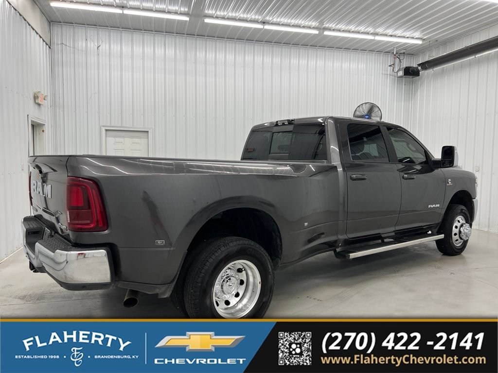 Used 2025 RAM 3500 Laramie w/ Max Tow Package AWD/4WD image 2