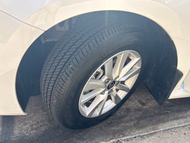 Used 2025 Toyota Camry LE FWD image 34