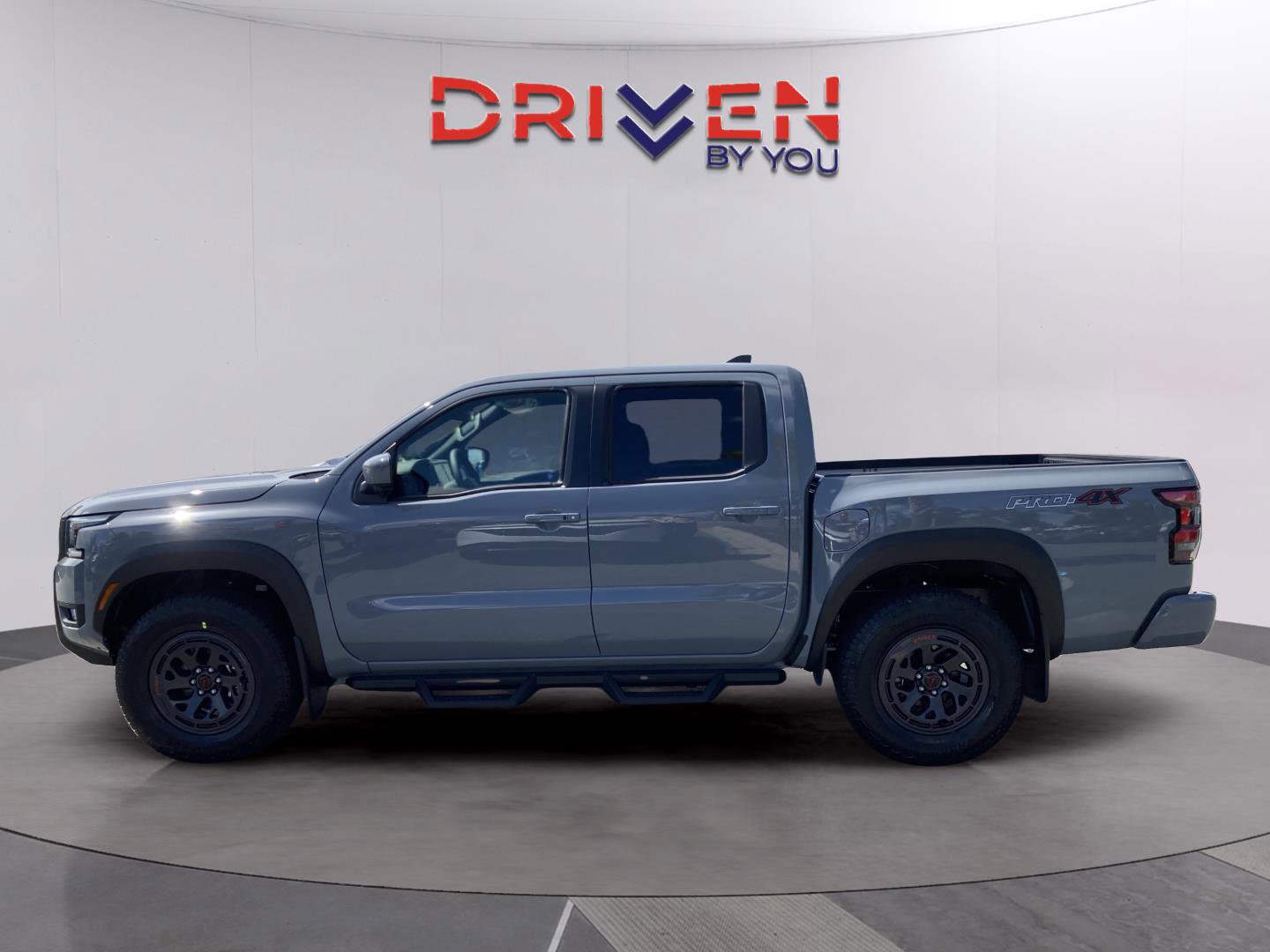 New 2026 Nissan Frontier PRO-4X w/ Pro-4x Convenience Package image 2