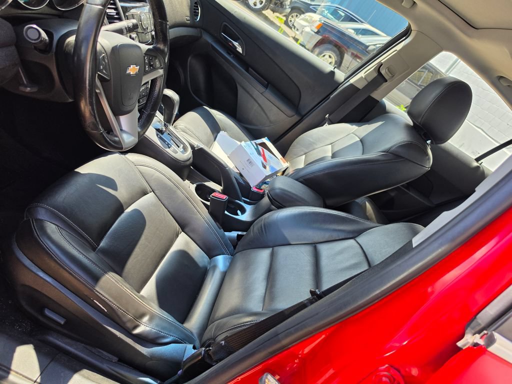 Used 2014 Chevrolet Cruze LTZ w/ RS Package FWD image 6