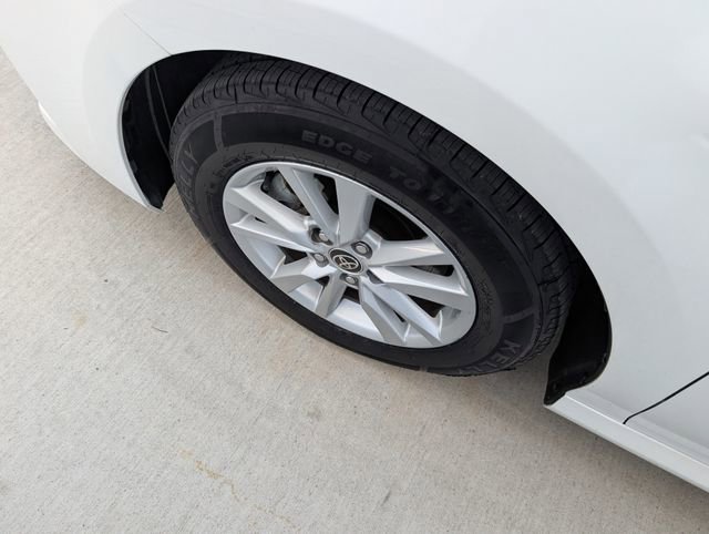 Used 2025 Toyota Camry LE FWD image 7