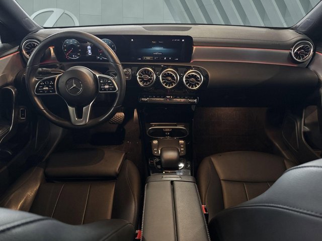 Used 2022 Mercedes-Benz CLA 250 image 12