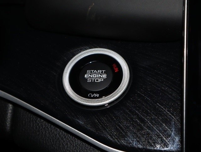 New 2022 Jeep Grand Cherokee Trailhawk w/ Luxury Tech Group III image 16