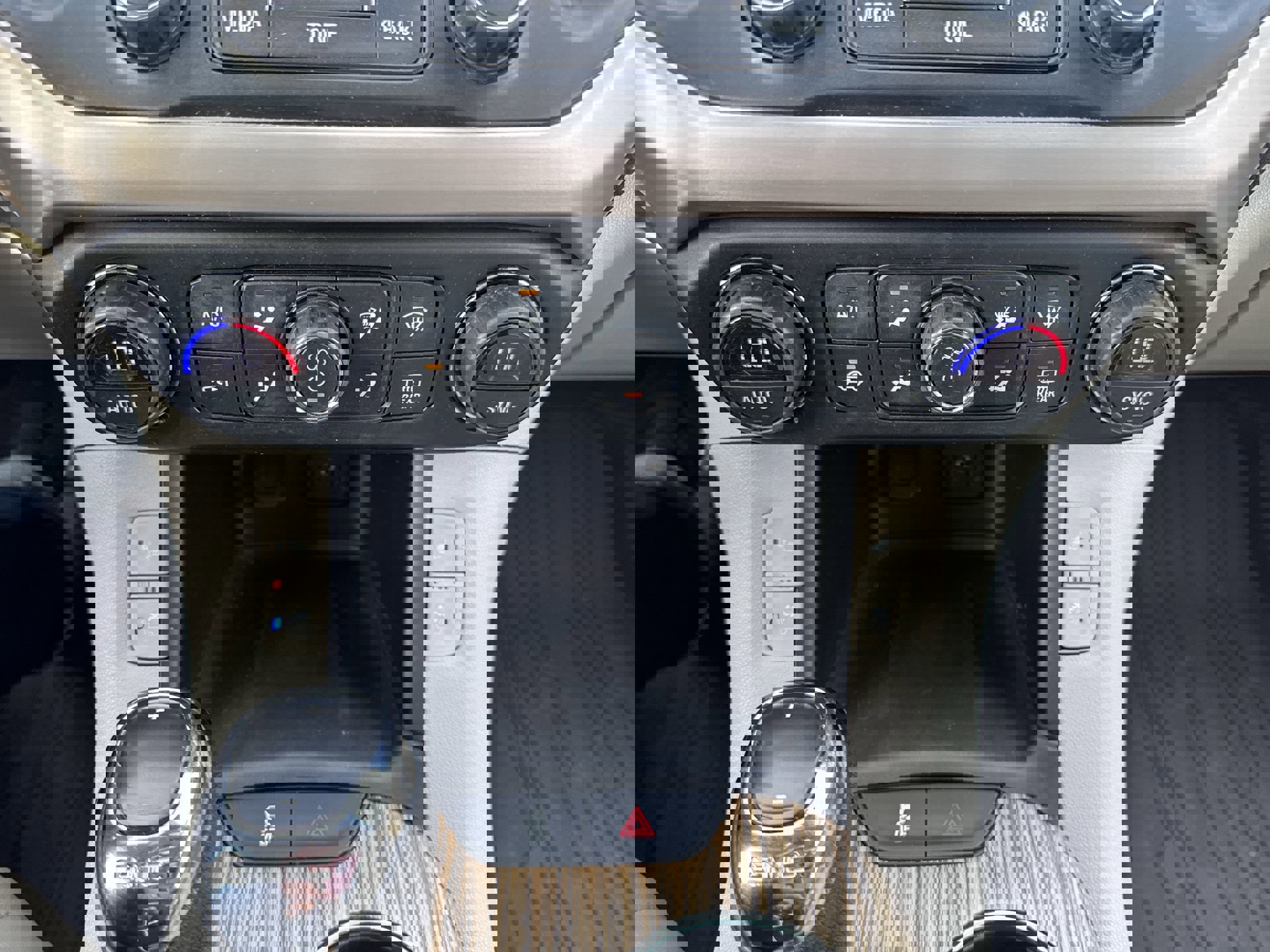 Used 2019 GMC Acadia Denali w/ Technology Package image 19