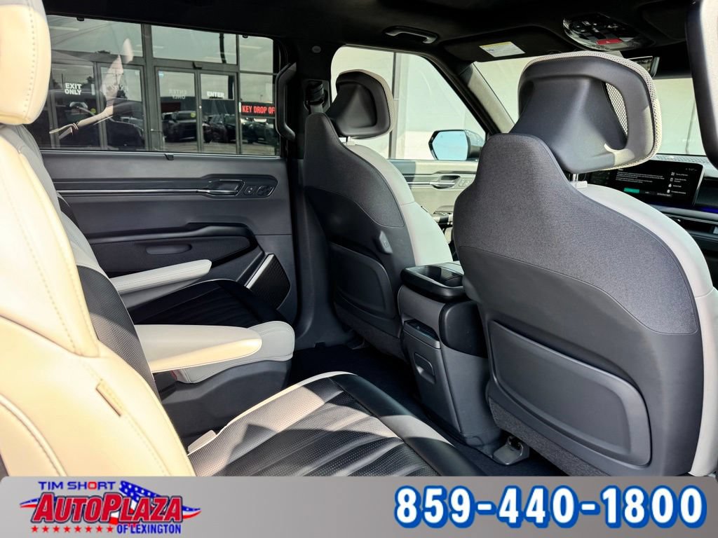 Used 2024 Kia EV9 GT-Line AWD/4WD image 50