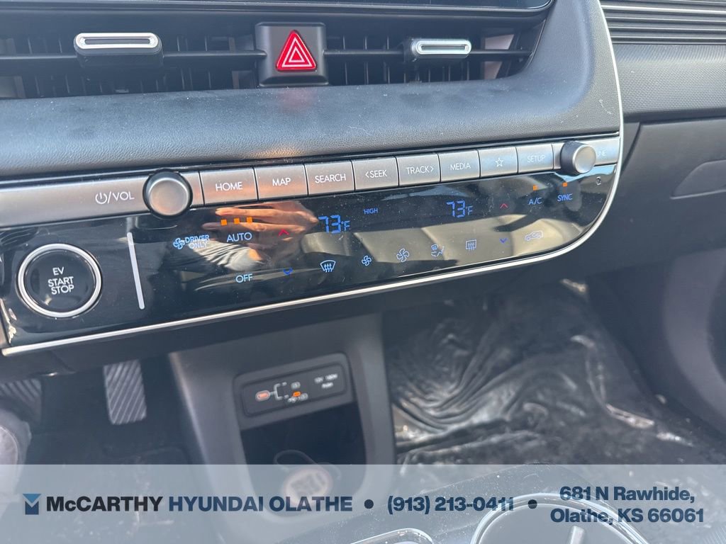 Certified 2025 Hyundai Ioniq 5 SEL image 9