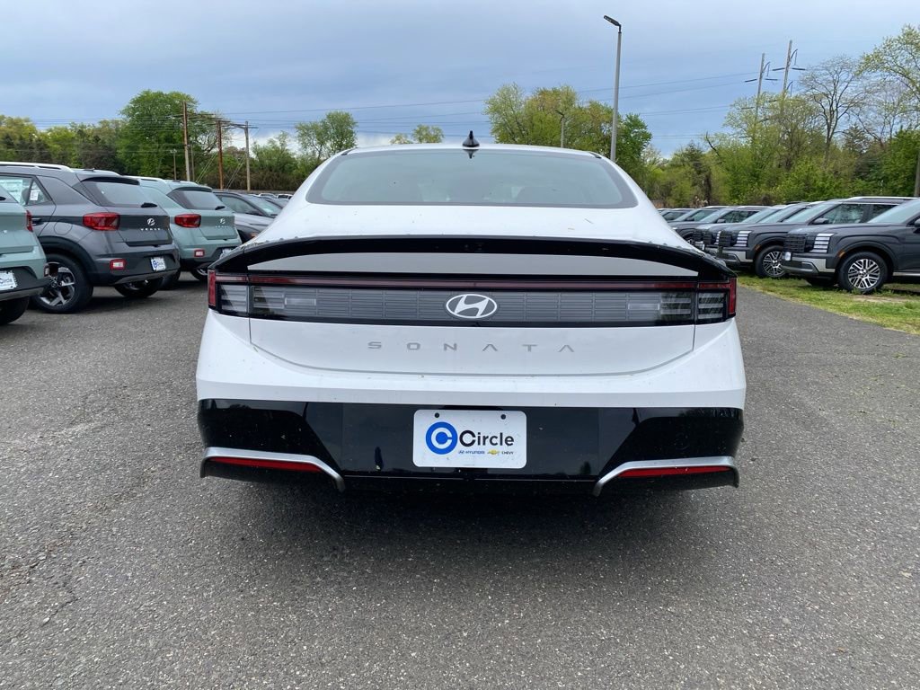 New 2026 Hyundai Sonata SEL FWD image 5