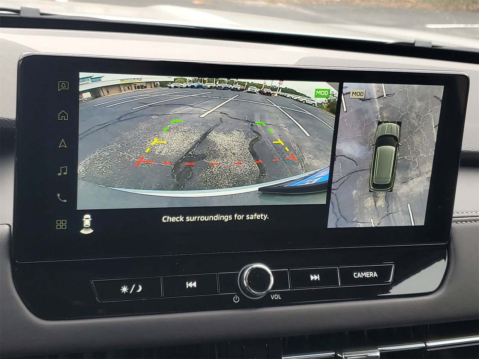 New 2026 Mitsubishi Outlander SE image 16